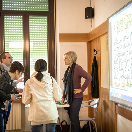 64_tablet-school-Leone
